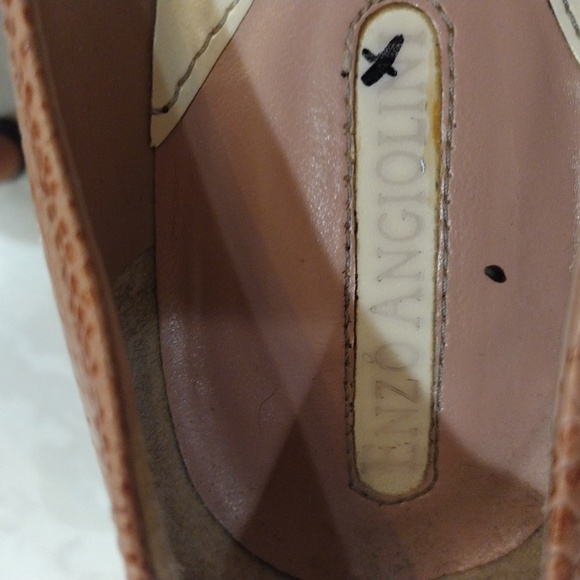 Enzo Angiolini. Blush Pump with EA Flexo Soles. Size 8M. Textured Leather Upper. - Picture 4 of 6